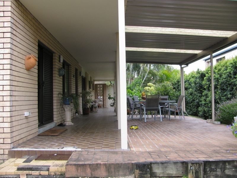 7 Rusbrook Street, Redland Bay QLD 4165