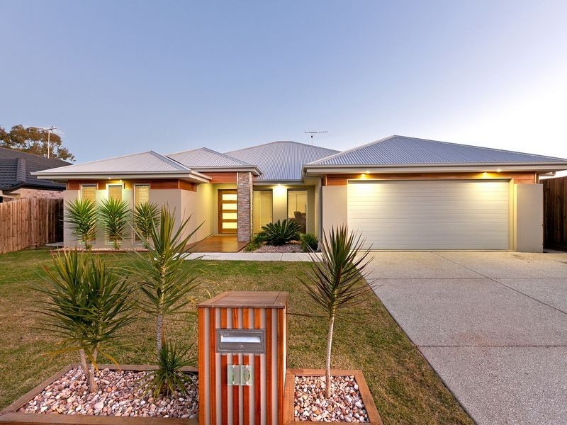 10 Sapium Road, Redland Bay QLD 4165