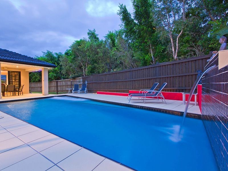 12 Ebony Crescent, Redland Bay QLD 4165