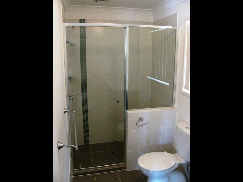 28 Azure Avenue, Redland Bay QLD 4165
