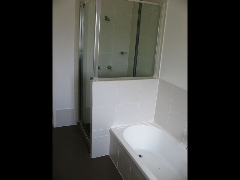 28 Azure Avenue, Redland Bay QLD 4165