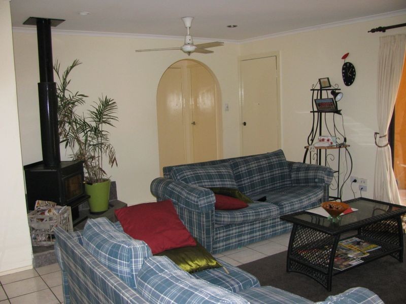 2 Wren Street, Birkdale QLD 4159