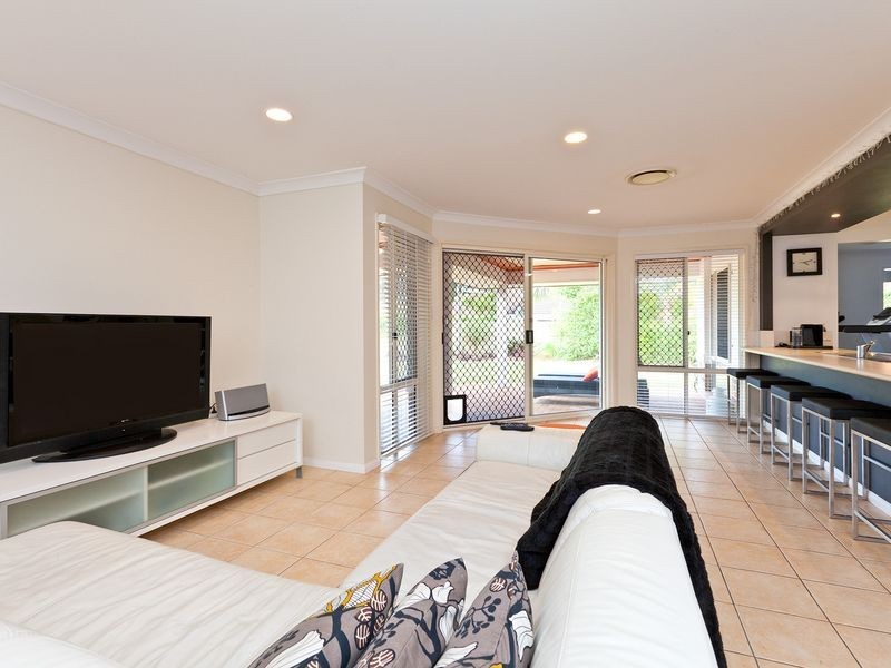 6 Eucalypt Pl, Ormiston QLD 4160