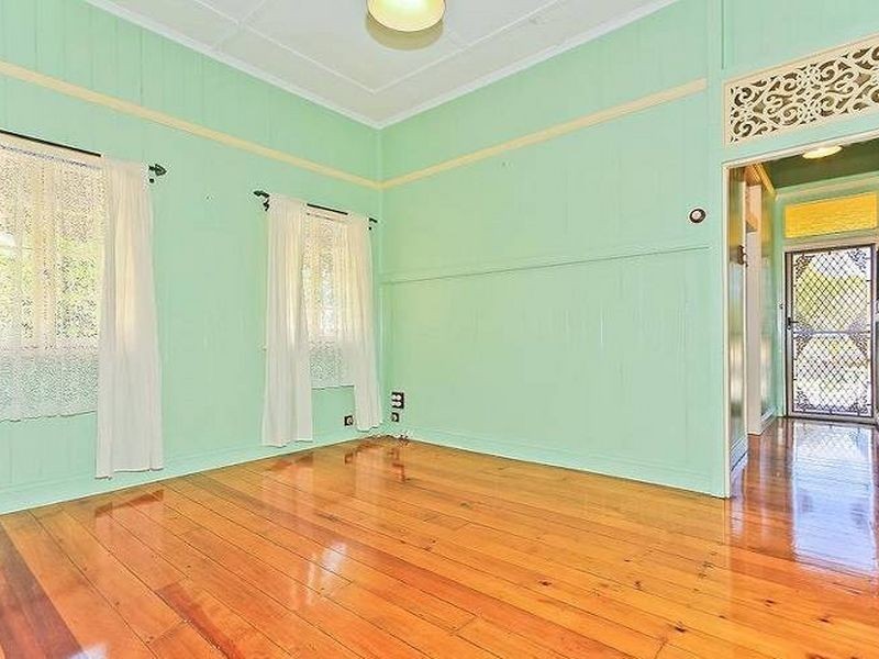 44 Muriel Street, Redland Bay QLD 4165