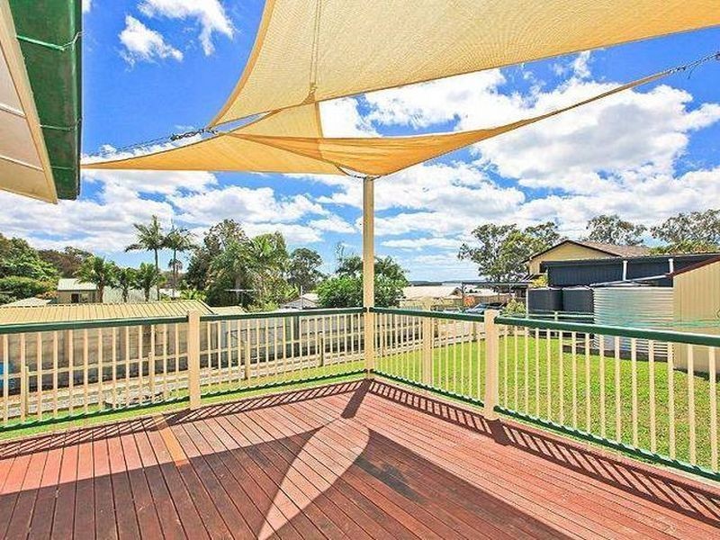44 Muriel Street, Redland Bay QLD 4165