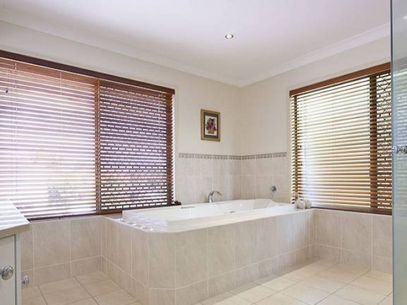 16 Thompson Street, Victoria Point QLD 4165