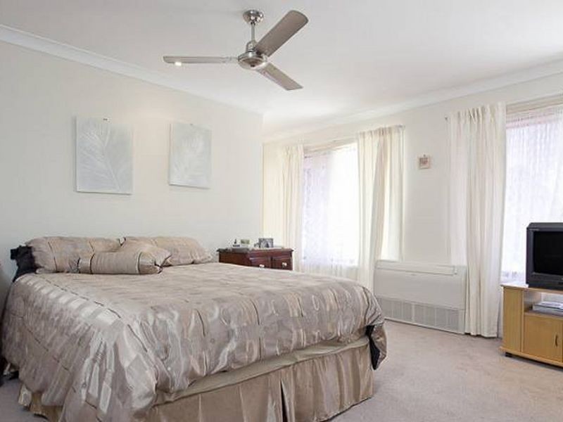 16 Thompson Street, Victoria Point QLD 4165