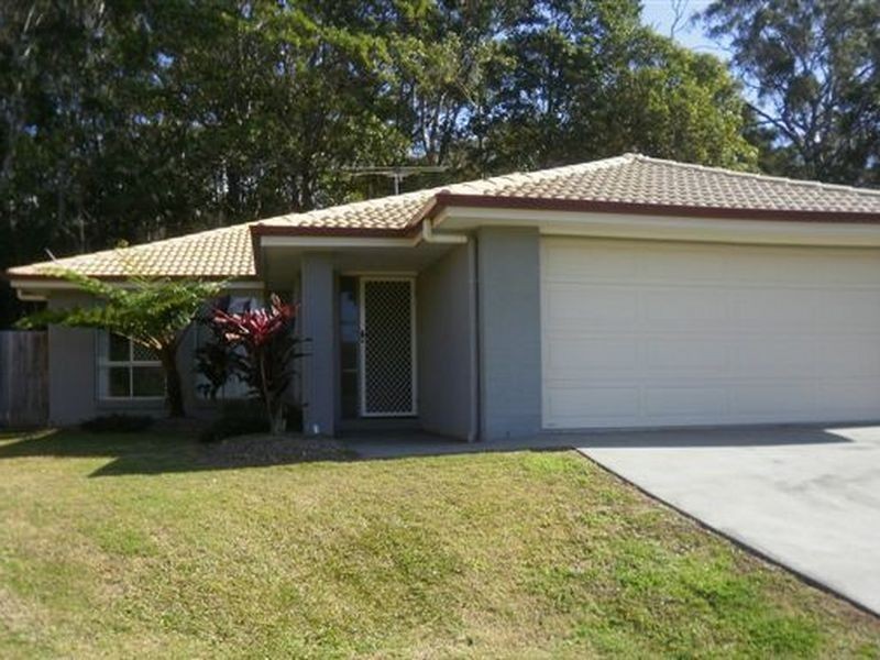 12 Green Place, Redland Bay QLD 4165