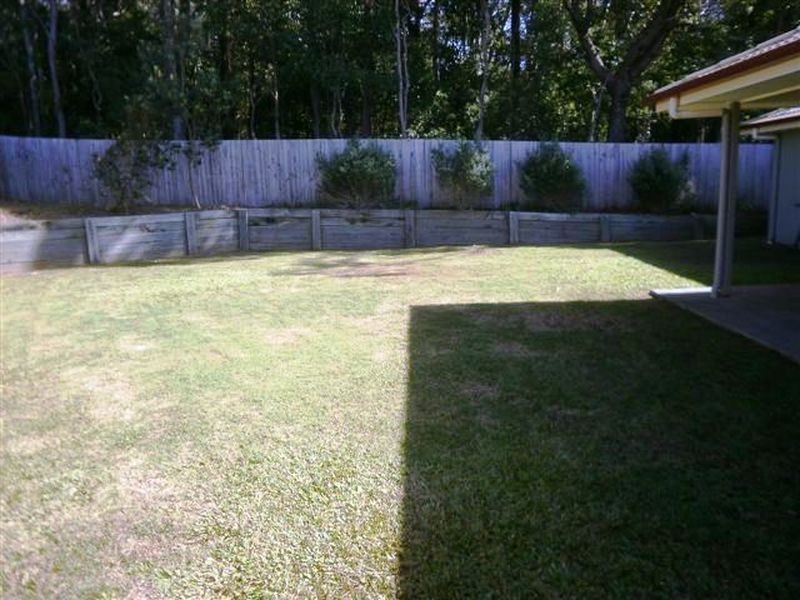 12 Green Place, Redland Bay QLD 4165