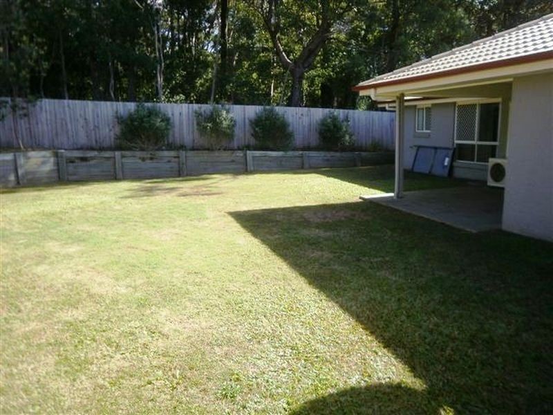 12 Green Place, Redland Bay QLD 4165