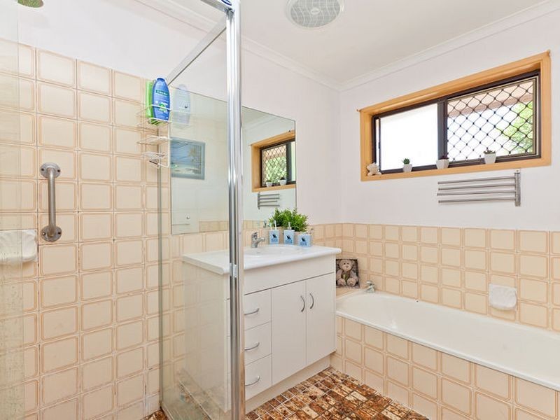 50 Sycamore Parade, Victoria Point QLD 4165