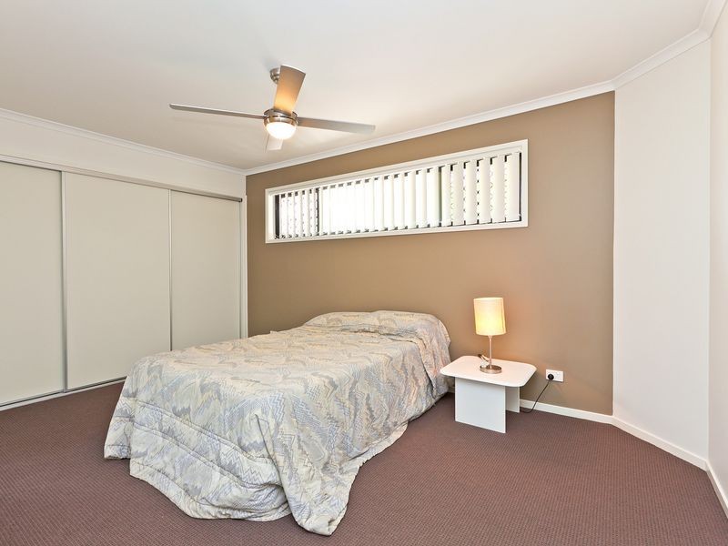 8 Pyrus Place, Redland Bay QLD 4165