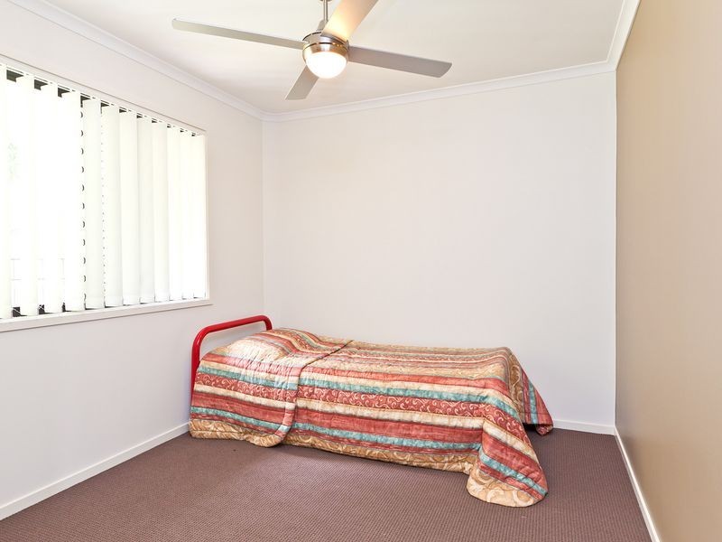 8 Pyrus Place, Redland Bay QLD 4165