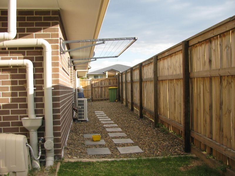 8 Pyrus Place, Redland Bay QLD 4165