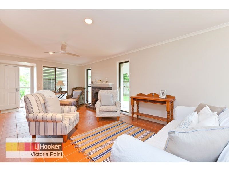 17 Thompson Street, Victoria Point QLD 4165