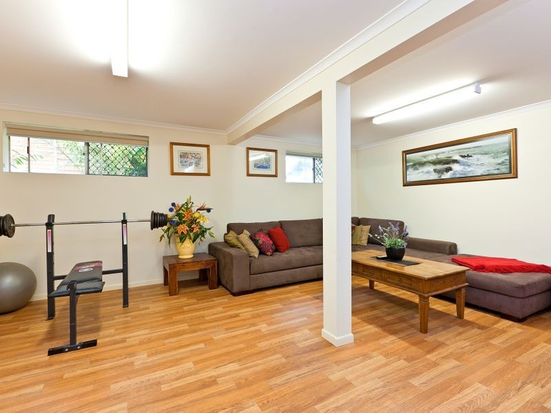 15 Thompson Street, Victoria Point QLD 4165