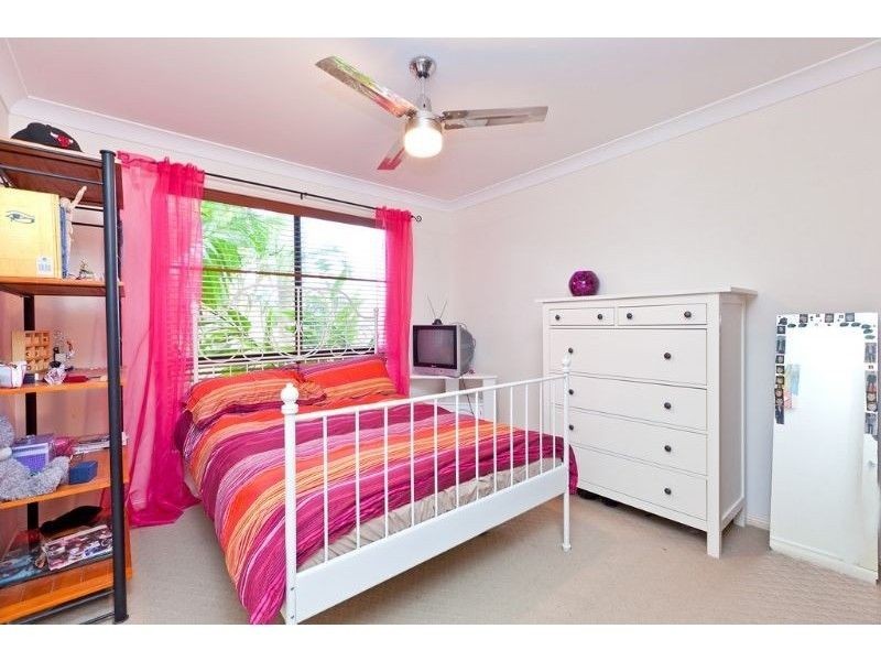 12 Glenbrook Avenue, Victoria Point QLD 4165
