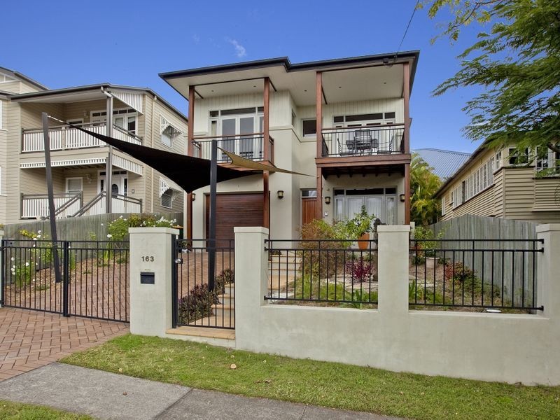 163 McIlwraith Avenue, Norman Park QLD 4170