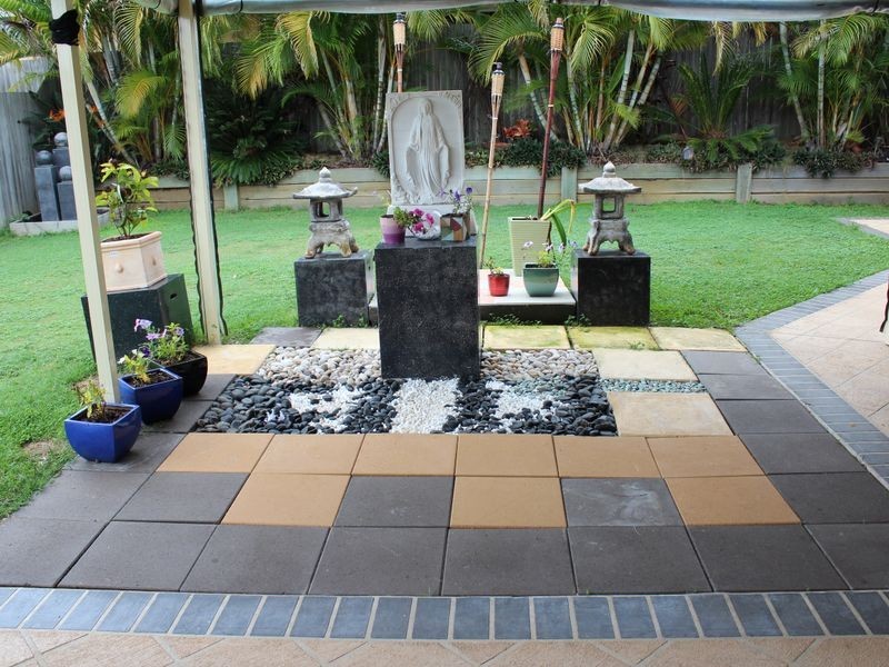 12 Snipe Street, Redland Bay QLD 4165