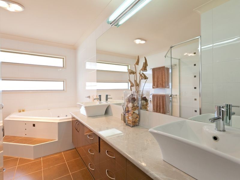 46 Sunningdale Drive, Redland Bay QLD 4165