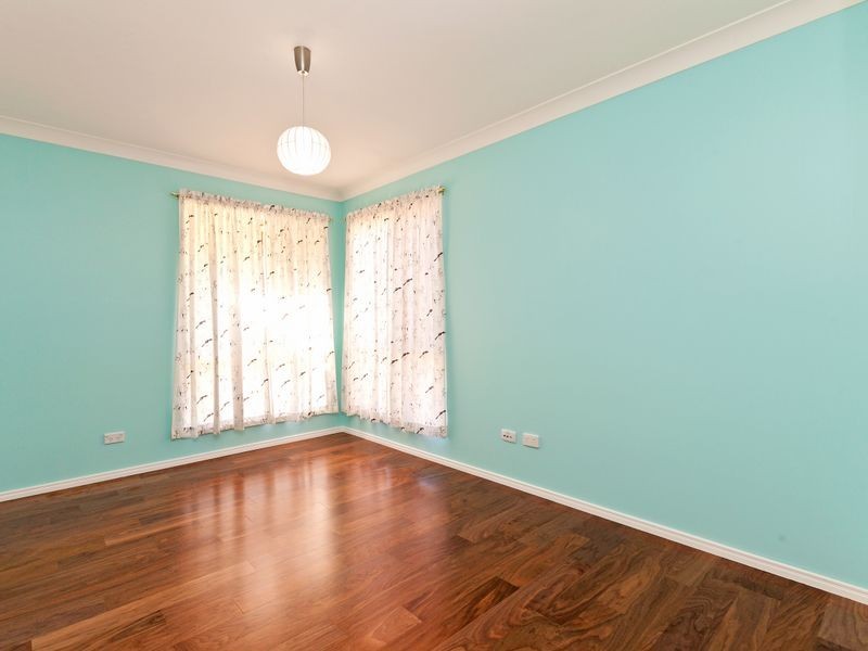 1 Regency Street, Victoria Point QLD 4165