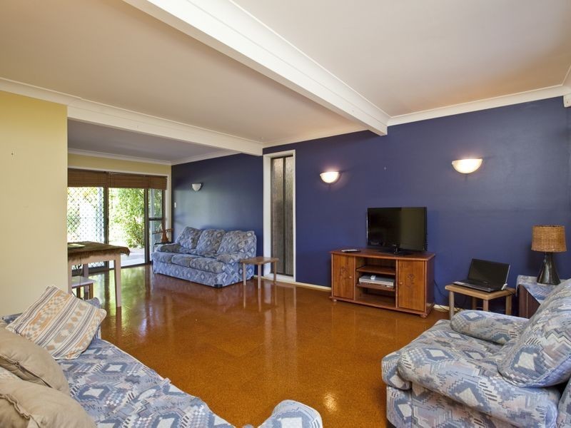 10 Macadamia Street, Victoria Point QLD 4165