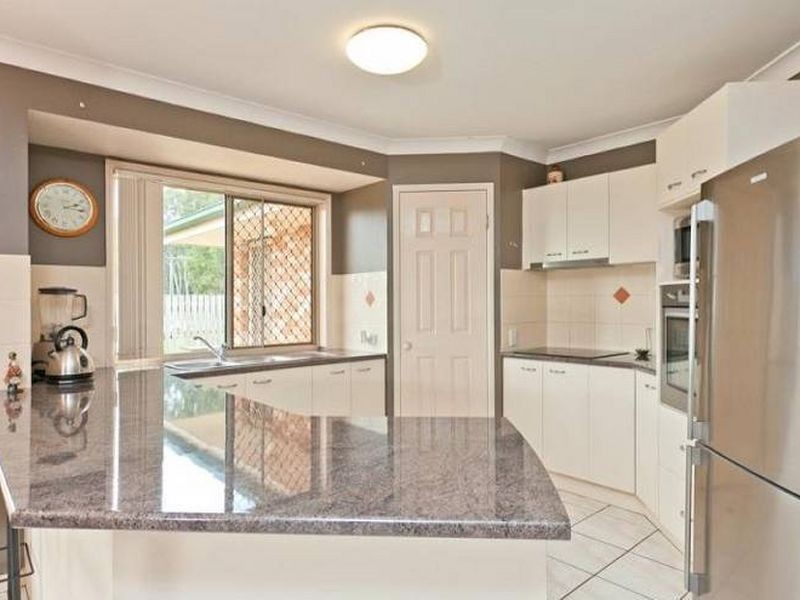 74 School Road, Victoria Point QLD 4165