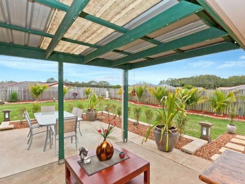 74 School Road, Victoria Point QLD 4165