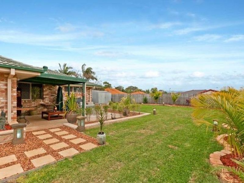 74 School Road, Victoria Point QLD 4165