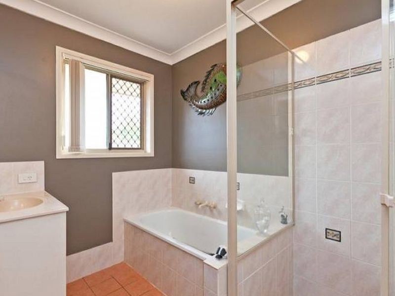 74 School Road, Victoria Point QLD 4165