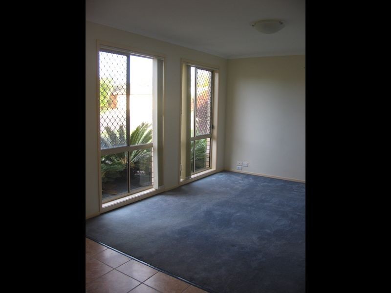 4 Lyn Court, Victoria Point QLD 4165