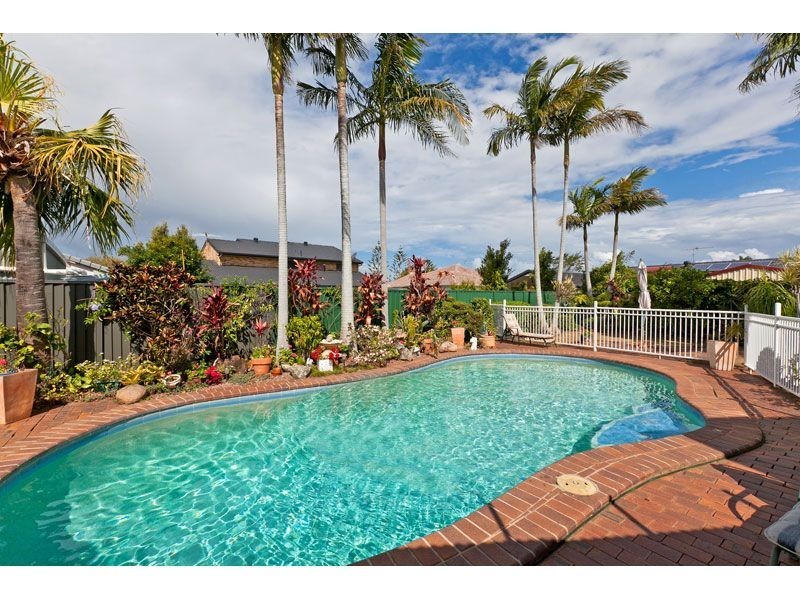 11 Skirmish Court, Victoria Point QLD 4165
