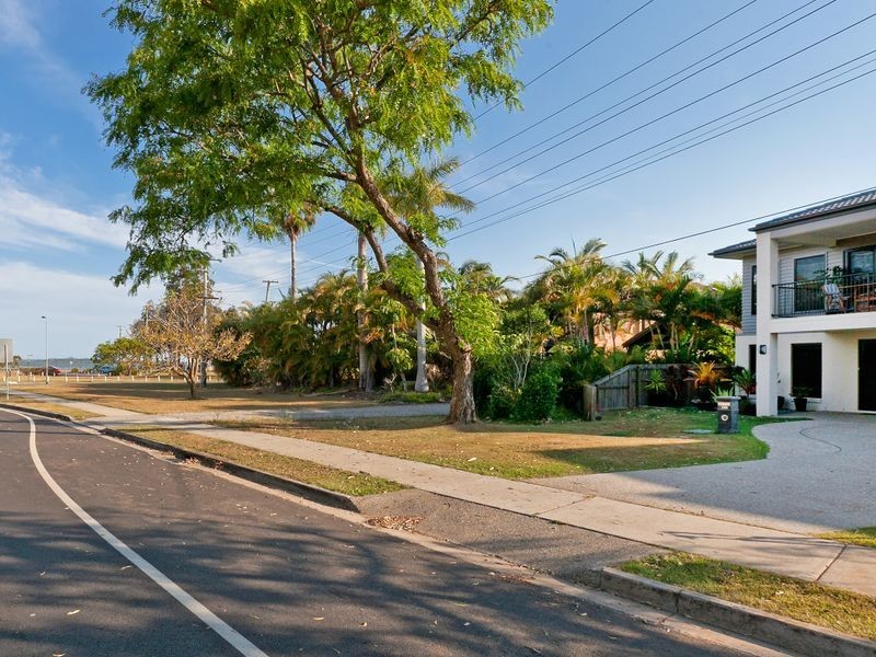 18B Thompson Street, Victoria Point QLD 4165