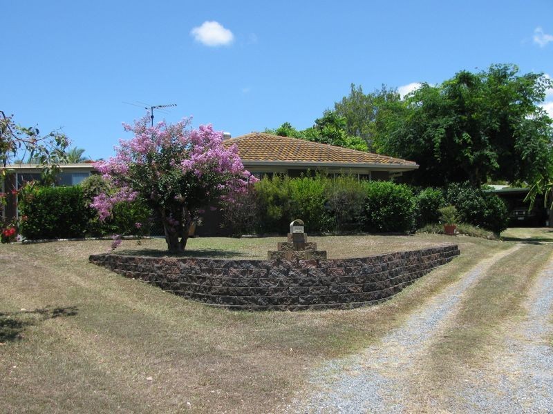 11 Waratah Avenue, Victoria Point QLD 4165