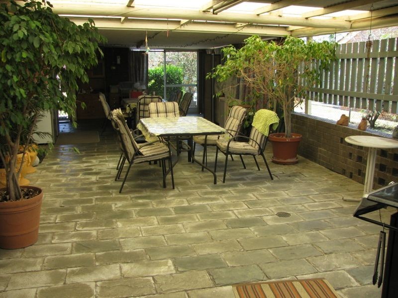 11 Waratah Avenue, Victoria Point QLD 4165