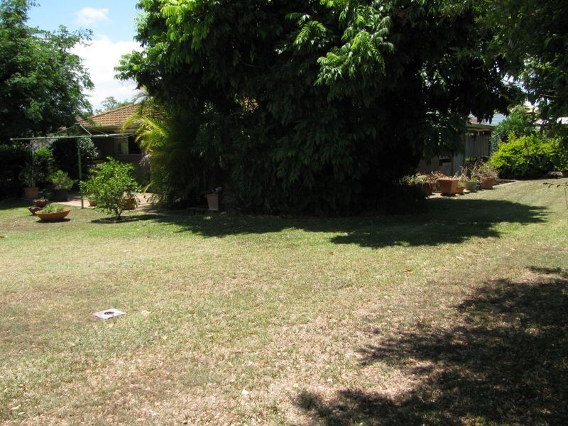 11 Waratah Avenue, Victoria Point QLD 4165