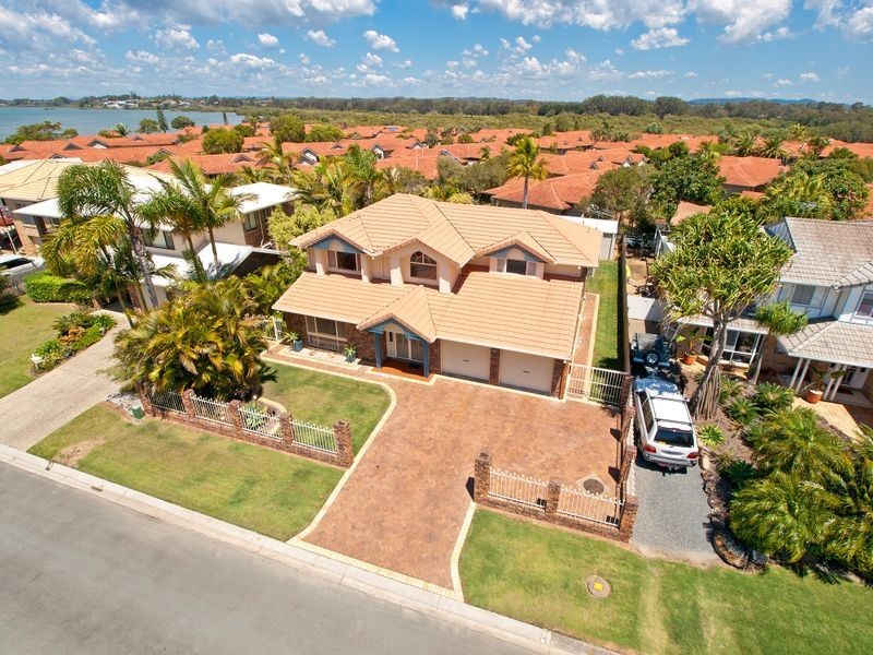 35 Adrian Street, Victoria Point QLD 4165