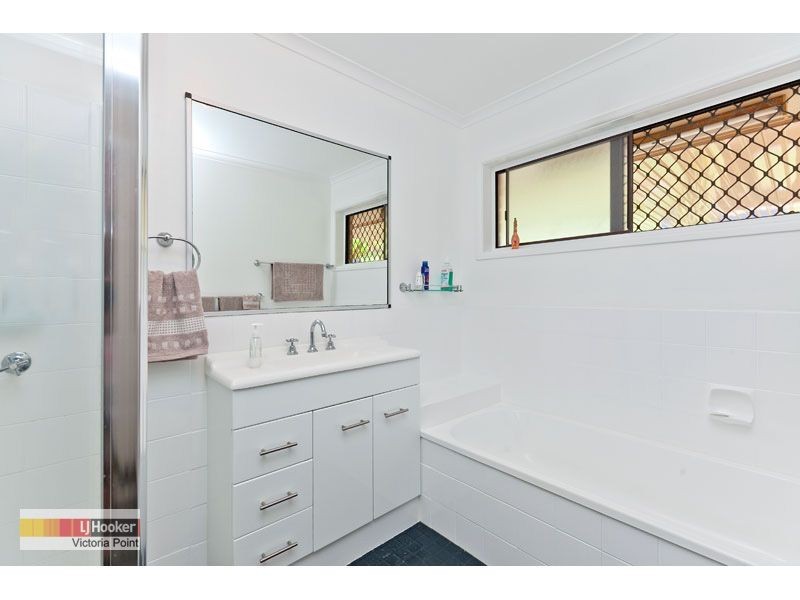 21 Chestnut Crescent, Victoria Point QLD 4165