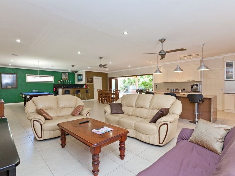 35 Bunker Road, Victoria Point QLD 4165