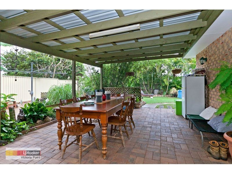 6 Heeler Court, Redland Bay QLD 4165
