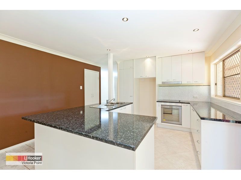 1 Regency Street, Victoria Point QLD 4165
