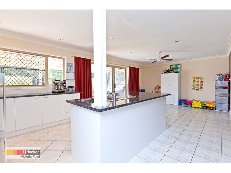 1 Regency Street, Victoria Point QLD 4165