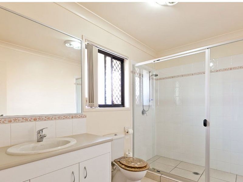 10 Caswell Crescent, Redland Bay QLD 4165