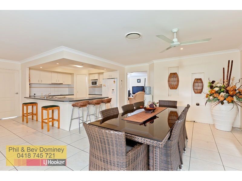 10 Caswell Crescent, Redland Bay QLD 4165