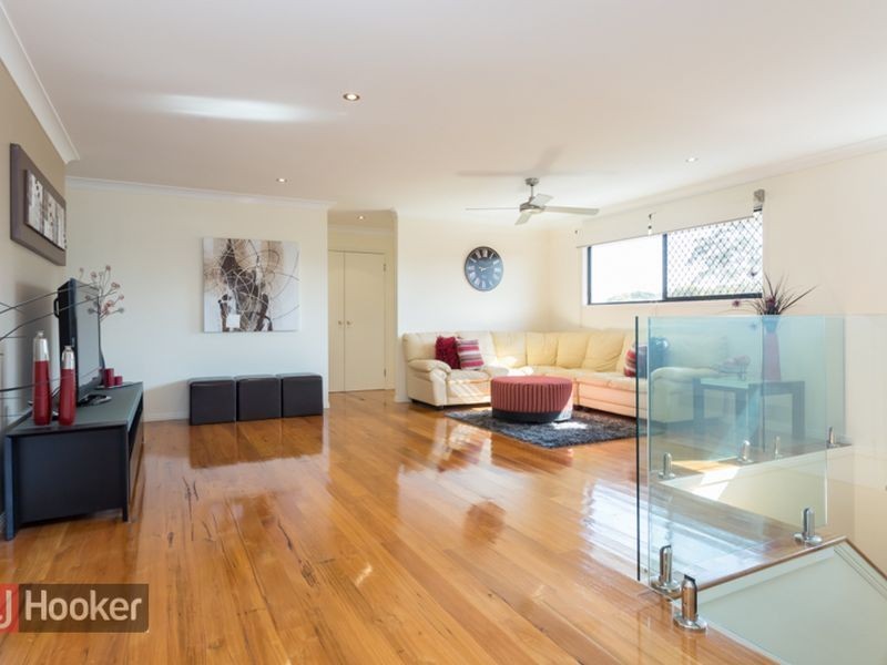 8 Larkspur Street, Redland Bay QLD 4165
