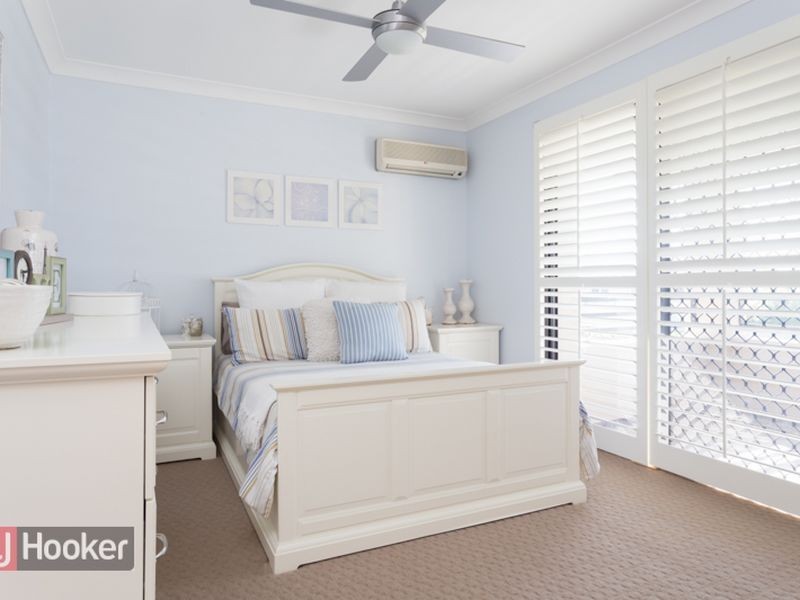8 Larkspur Street, Redland Bay QLD 4165