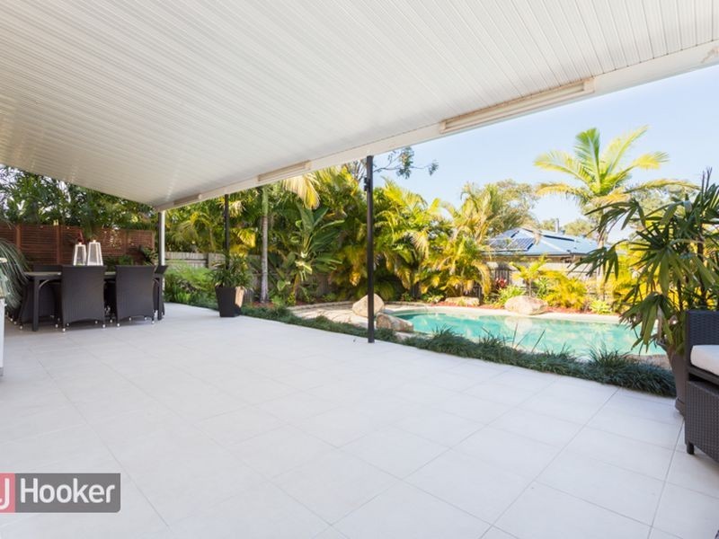 8 Larkspur Street, Redland Bay QLD 4165