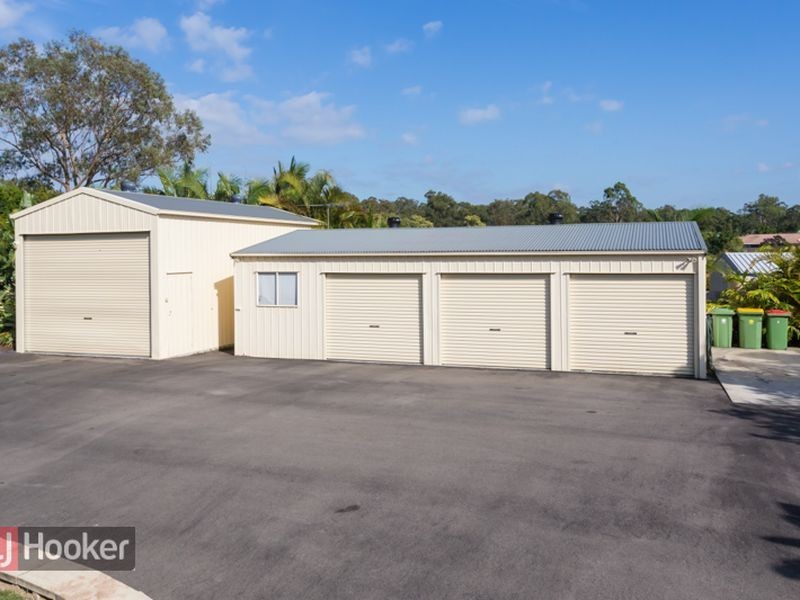 8 Larkspur Street, Redland Bay QLD 4165