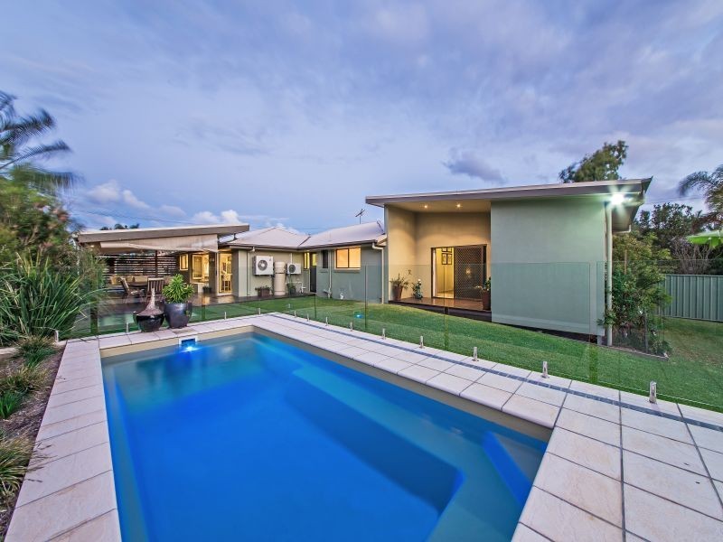 65 Mill Street, Redland Bay QLD 4165