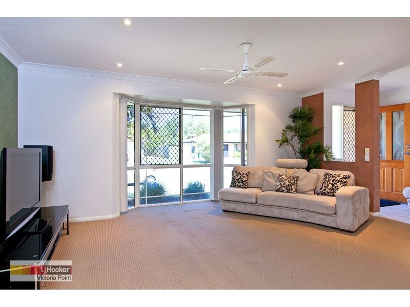 18 Marjorie Buckler Avenue, Redland Bay QLD 4165